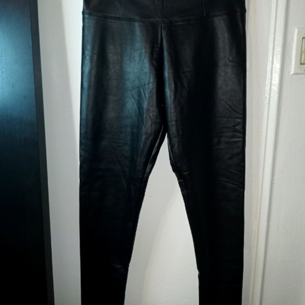 LOVE NATION black faux leather leggings